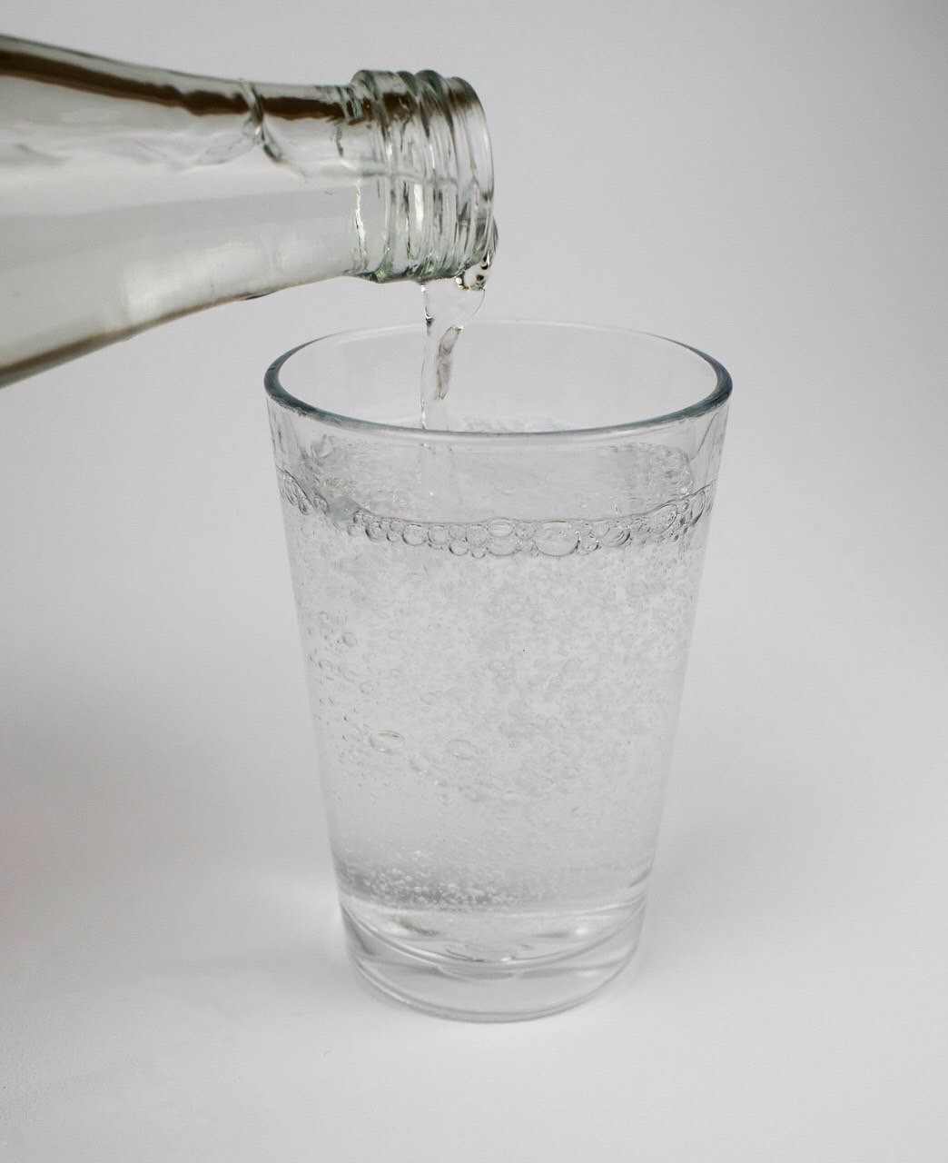 氣泡水水可以當水喝嗎